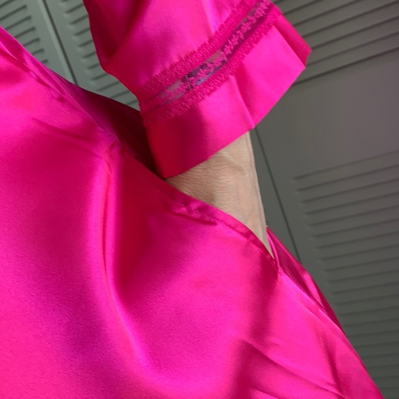 MORGAN TAYLOR Intimates Robe - Picture 8 of 10